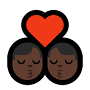 👨🏿‍❤️‍💋‍👨🏿 Emoji sich küssendes Paar - Mann: dunkle Hautfarbe, Mann: dunkle Hautfarbe Microsoft Windows 11.