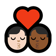 👨🏻‍❤️‍💋‍👨🏾 Emoji sich küssendes Paar - Mann: helle Hautfarbe, Mann: mitteldunkle Hautfarbe Microsoft Windows 11.