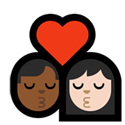👨🏾‍❤️‍💋‍👩🏻 Emoji sich küssendes Paar - Mann: mitteldunkle Hautfarbe, Frau: helle Hautfarbe Microsoft Windows 11.