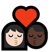 Emoji 👩🏻‍❤️‍💋‍👨🏿 Bacio Tra Coppia - Donna: Carnagione Chiara, Uomo: Carnagione Scura su Microsoft Windows 11.