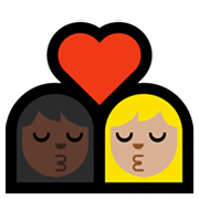 👩🏿‍❤️‍💋‍👩🏼 Emoji sich küssendes Paar - Frau: dunkle Hautfarbe, Frau: mittelhelle Hautfarbe Microsoft Windows 11.