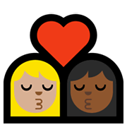 👩🏼‍❤️‍💋‍👩🏾 Emoji sich küssendes Paar - Frau: helle Hautfarbe, Frau: mitteldunkle Hautfarbe Microsoft Windows 11.