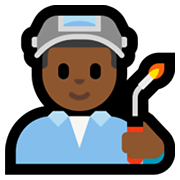 👨🏾‍🏭 Emoji Operario: Tono De Piel Oscuro Medio en Microsoft Windows 11.