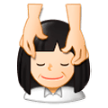 💆🏻 Emoji Persona Recibiendo Masaje: Tono De Piel Claro en Samsung Experience 8.0.