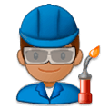 Emoji 👨🏽‍🏭 Operaio: Carnagione Olivastra su Samsung Experience 8.0.