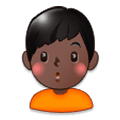 Emoji 🙎🏿‍♂️ Uomo Imbronciato: Carnagione Scura su Samsung Experience 8.0.