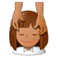 💆🏽‍♀️ Emoji Frau, die eine Kopfmassage bekommt: mittlere Hautfarbe Samsung Experience 8.1.