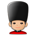 💂🏼 Emoji Wachmann/Wachfrau: mittelhelle Hautfarbe Samsung Experience 8.5.