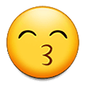 Emoji 😙 Faccina Che Bacia Con Occhi Sorridenti su Samsung One UI 1.5.