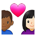 Emoji 👨🏻‍❤️‍👩🏾 Coppia Con Cuore - Uomo: Carnagione Chiara, Donna: Carnagione Abbastanza Chiara su Samsung One UI 4.0 January 2022.