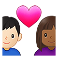 👨🏾‍❤️‍👩🏻 Emoji Casal Apaixonado - Homem: Pele Morena Escura, Mulher: Pele Clara na Samsung One UI 4.0 January 2022.