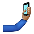Émoji 🤳🏽 Selfie : Peau Légèrement Mate sur Samsung One UI 4.0 January 2022.