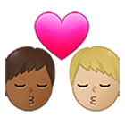 👨🏾‍❤️‍💋‍👨🏼 Emoji Beso - Hombre: Tono De Piel Oscuro Medio, Hombre: Tono De Piel Claro Medio en Samsung One UI 4.0.