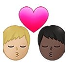 👨🏼‍❤️‍💋‍👨🏿 Emoji sich küssendes Paar - Mann: mittelhelle Hautfarbe, Mann: dunkle Hautfarbe Samsung One UI 4.0.