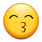 Emoji 😙 Faccina Che Bacia Con Occhi Sorridenti su Samsung One UI 4.0.