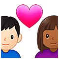 👨🏾‍❤️‍👩🏻 Emoji Casal Apaixonado - Homem: Pele Morena Escura, Mulher: Pele Clara na Samsung One UI 5.0.