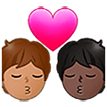 Emoji 🧑🏽‍❤️‍💋‍🧑🏿 Bacio Tra Coppia: persona, persona, Carnagione Olivastra, Carnagione Scura su Samsung One UI 5.0.