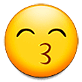 😙 Emoji Cara Besando Con Ojos Sonrientes en Samsung One UI 5.0.