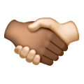 🫱🏾‍🫲🏻 Emoji Aperto De Mão: Pele Morena Escura, Pele Clara na Samsung One UI 6.1.