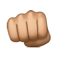 👊🏽 Emoji geballte Faust: mittlere Hautfarbe Samsung One UI 6.1.