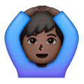 🙆🏿‍♂️ Emoji Mann mit Händen auf dem Kopf: dunkle Hautfarbe Samsung One UI 6.1.