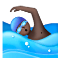 🏊🏿‍♂️ Emoji Hombre Nadando: Tono De Piel Oscuro en Samsung One UI 6.1.