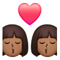 👩🏾‍❤️‍💋‍👩🏾 Emoji sich küssendes Paar - Frau: mitteldunkle Hautfarbe, Frau:mitteldunkle Hautfarbe Samsung One UI 6.1.