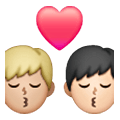 👨🏼‍❤️‍💋‍👨🏻 Emoji sich küssendes Paar - Mann: mittelhelle Hautfarbe, Mann: helle Hautfarbe Samsung One UI 6.1.
