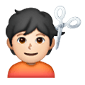 💇🏻 Emoji Person beim Haareschneiden: helle Hautfarbe Samsung One UI 6.1.