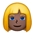 👱🏿‍♀️ Emoji Frau: dunkle Hautfarbe, blond Samsung One UI 6.1.