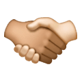 🫱🏽‍🫲🏻 Emoji Handschlag: mittlere Hautfarbe, helle Hautfarbe Samsung One UI 6.1.