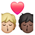 🧑🏼‍❤️‍💋‍🧑🏿 Emoji sich küssendes Paar: Person, Person, mittelhelle Hautfarbe, dunkle Hautfarbe Samsung One UI 6.1.