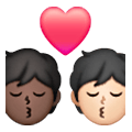 Emoji 🧑🏿‍❤️‍💋‍🧑🏻 Bacio Tra Coppia: persona, persona, Carnagione Scura, Carnagione Chiara su Samsung One UI 6.1.
