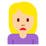 🙍🏼‍♀️ Emoji Mujer Frunciendo El Ceño: Tono De Piel Claro Medio en Twitter Twemoji 12.1.