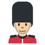 💂🏼‍♂️ Emoji Wachmann: mittelhelle Hautfarbe Twitter Twemoji 13.0.1.