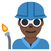 👨🏿‍🏭 Emoji Fabrikarbeiter: dunkle Hautfarbe Twitter Twemoji 13.1.