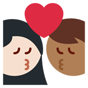 👩🏾‍❤️‍💋‍👨🏻 Emoji sich küssendes Paar Frau: mitteldunkle Hautfarbe, Mann: helle Hautfarbe Twitter Twemoji 14.0.