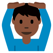 🙆🏿‍♂️ Emoji Homem Fazendo Gesto De «OK»: Pele Escura na Twitter Twemoji 2.2.2.