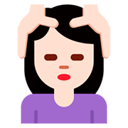 💆🏻‍♀️ Emoji Mujer Recibiendo Masaje: Tono De Piel Claro en Twitter Twemoji 2.2.