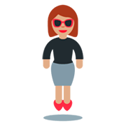 🕴🏽‍♀️ Emoji Mujer En Traje De Negocios Levitando: Tono De Piel Medio en Twitter Twemoji 2.5.