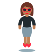 🕴🏾‍♀️ Emoji Mujer En Traje De Negocios Levitando: Tono De Piel Oscuro Medio en Twitter Twemoji 2.5.