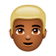 👱🏾‍♂️ Emoji Mann: mitteldunkle Hautfarbe, blond WhatsApp 2.17.