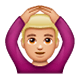 🙆🏼‍♂️ Emoji Mann mit Händen auf dem Kopf: mittelhelle Hautfarbe WhatsApp 2.17.