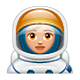 👩🏼‍🚀 Emoji Astronautin: mittelhelle Hautfarbe WhatsApp 2.18.379.