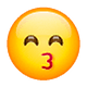 Emoji 😙 Faccina Che Bacia Con Occhi Sorridenti su WhatsApp 2.18.379.
