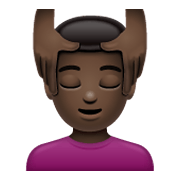 💆🏿‍♂️ Emoji Homem Recebendo Massagem Facial: Pele Escura na WhatsApp 2.19.244.