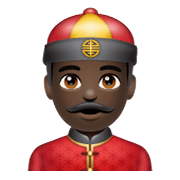 👲🏿 Emoji Mann mit chinesischem Hut: dunkle Hautfarbe WhatsApp 2.19.244.