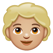 Emoji 🧒🏼 Bimbo: Carnagione Abbastanza Chiara su WhatsApp 2.19.352.