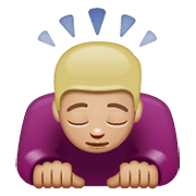 🙇🏼‍♂️ Emoji Hombre Haciendo Una Reverencia: Tono De Piel Claro Medio en WhatsApp 2.19.352.