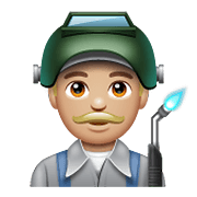 👨🏼‍🏭 Emoji Fabrikarbeiter: mittelhelle Hautfarbe WhatsApp 2.19.352.